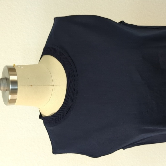 Vince Knit Crew Neck Boxy Linen Tank Top Blue S minimalist contemporary preppy - Picture 4 of 9